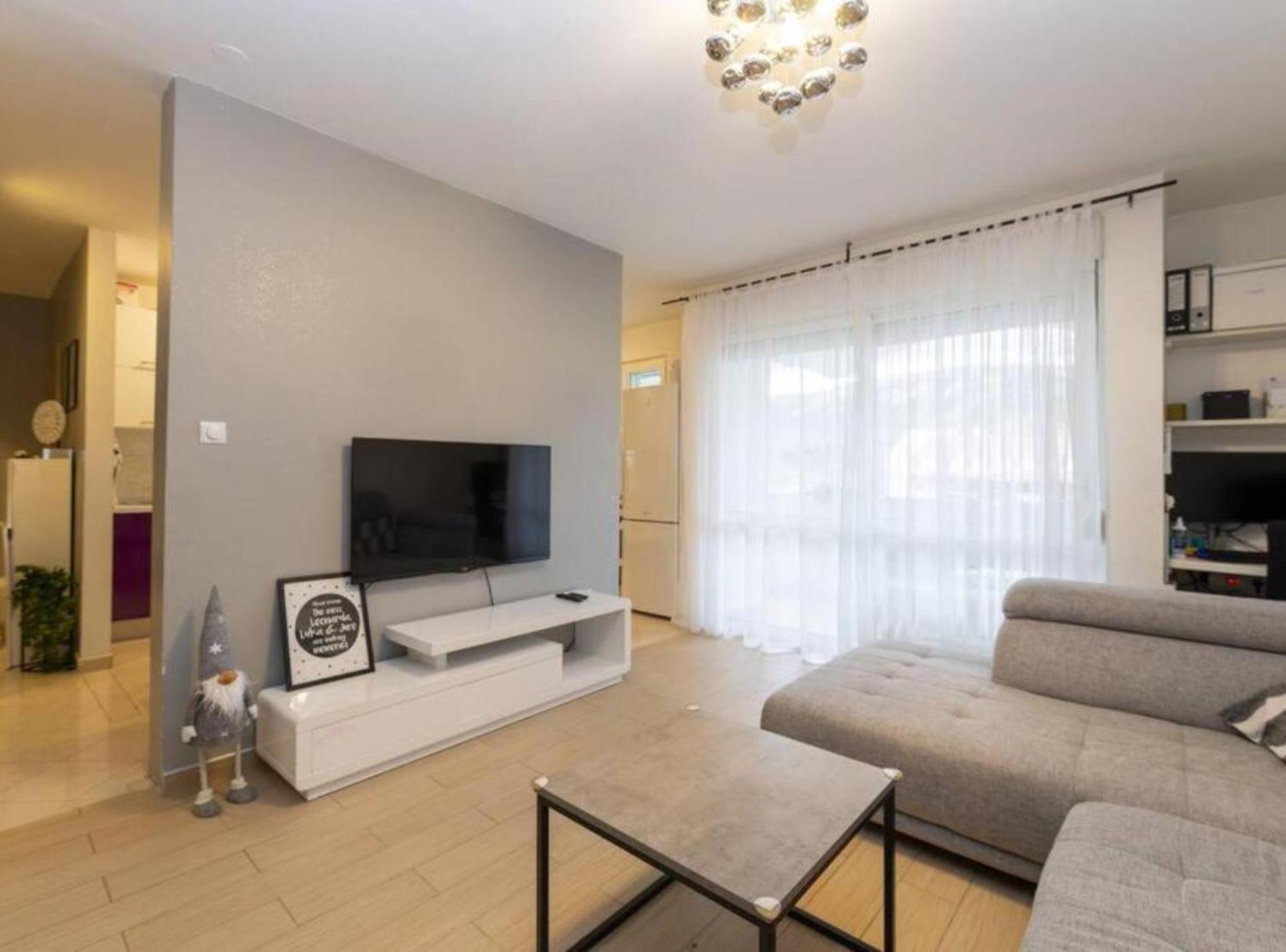 Zrmanja Canyon Apartment Obrovac Εξωτερικό φωτογραφία